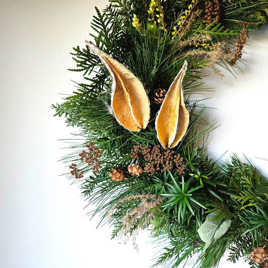 Full textured wreath